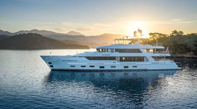 The 43-metre M/Y Sunrise