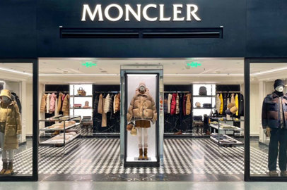 Moncler at Shanghai Hongqiao Airport