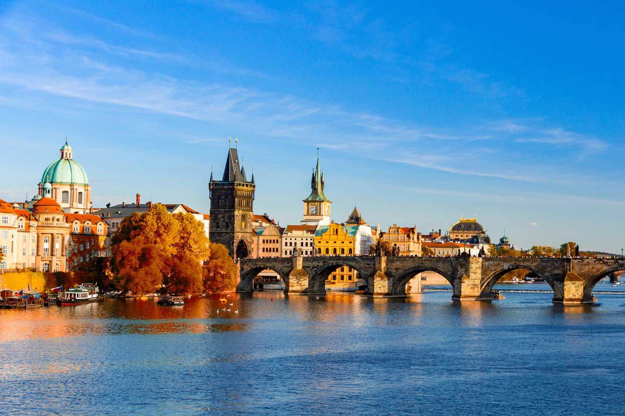 Praga. Foto: Copyright © Sisterscom.com / Shutterstock