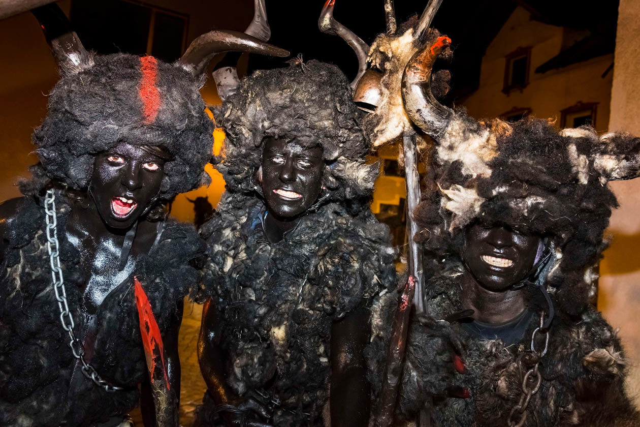 I terrificanti Krampus. Foto: Copyright © Ufficio stampa Val Gardena