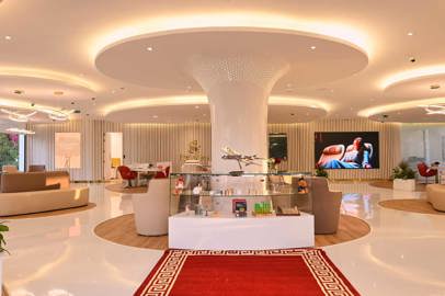 "Emirates World" Travel Store in Casablanca