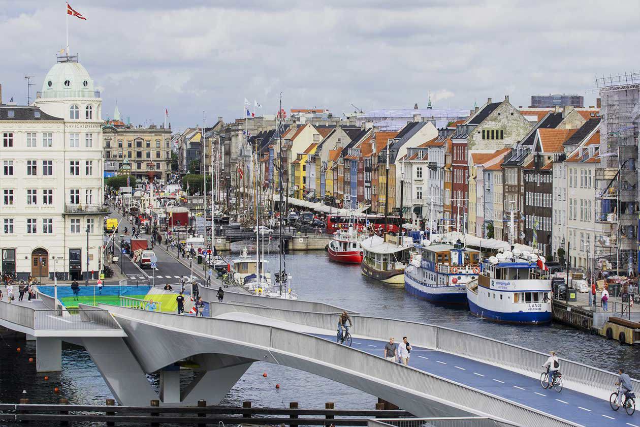 Copenhagen by bike. Photo: Copyright © Visit Copenaghen