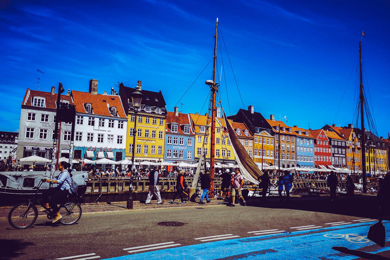 Copenaghen in bicicletta. Foto: Copyright © Sisterscom.com / Depositphotos