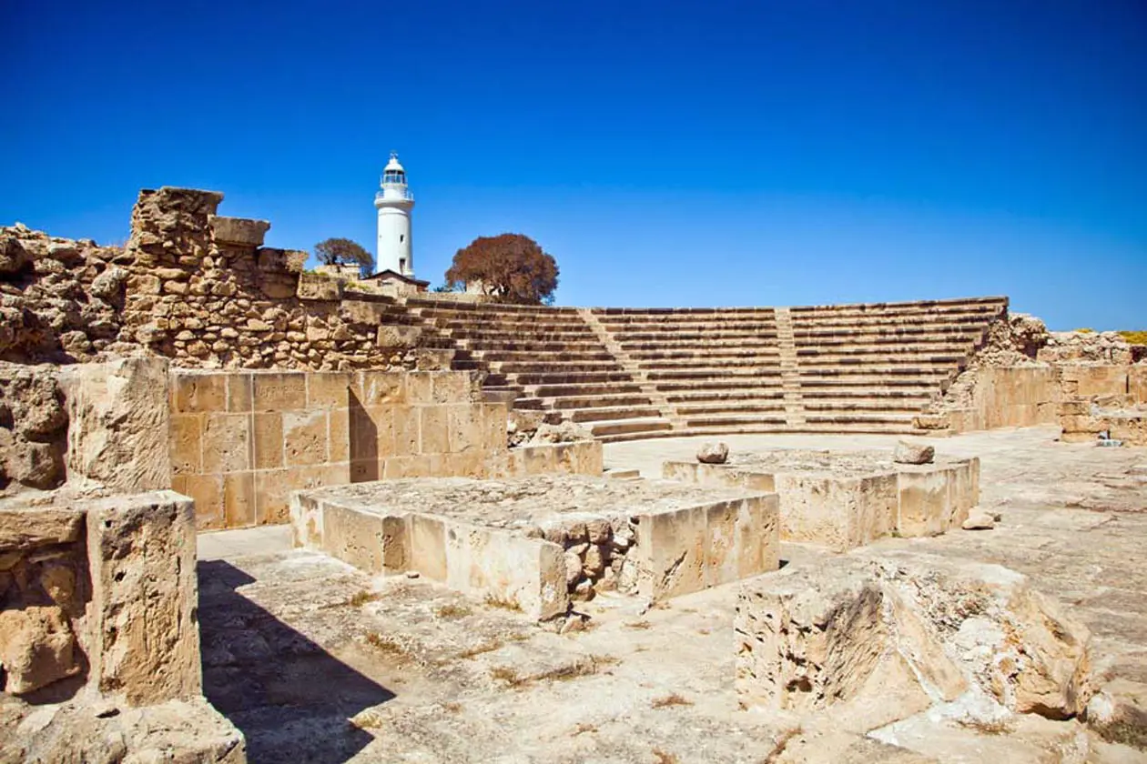 ​​​​​​​Paphos Photo: Sisterscom.com, Shutterstock