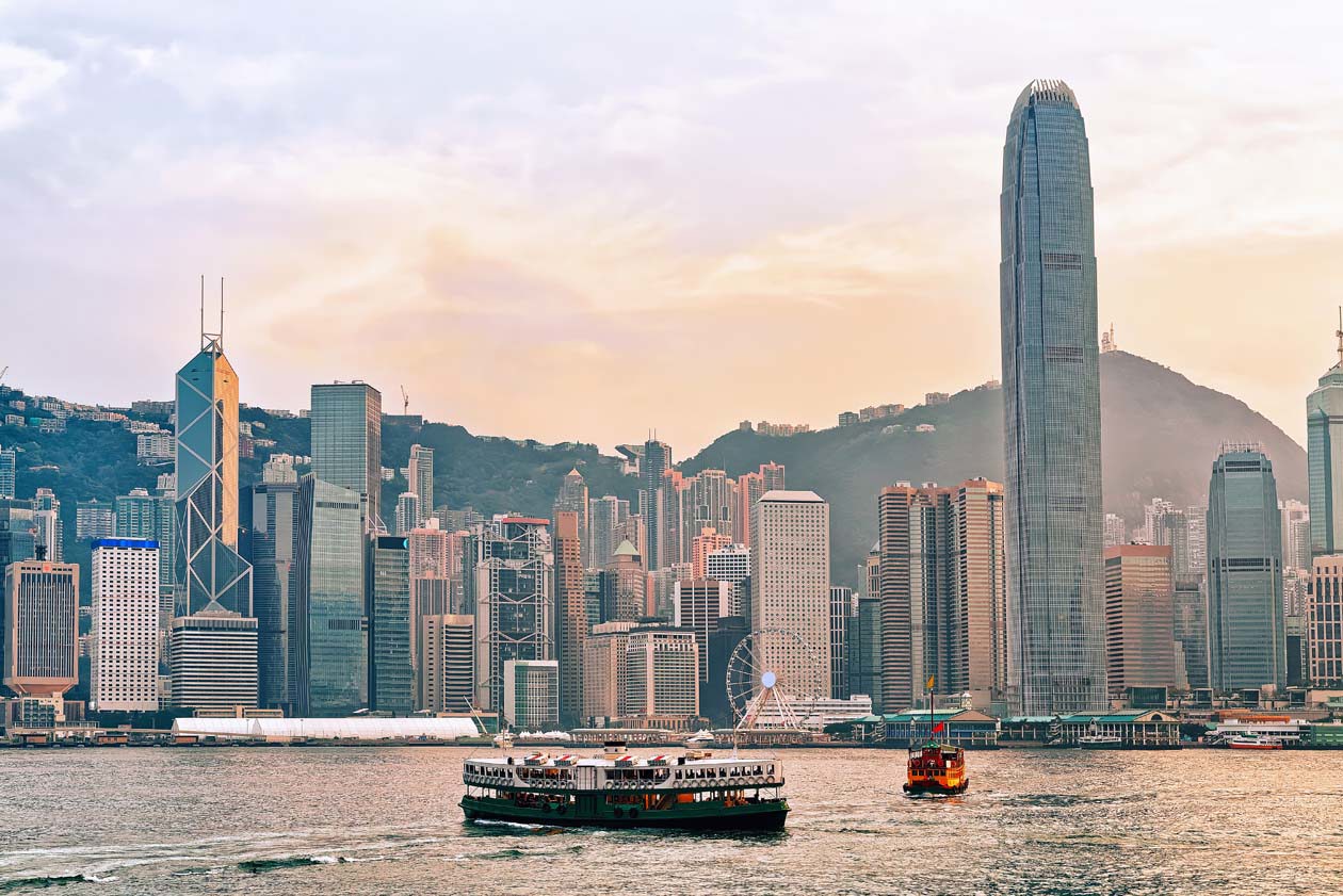 Star Ferry, Hong Kong Copyright © Sisterscom.com / Depositphotos