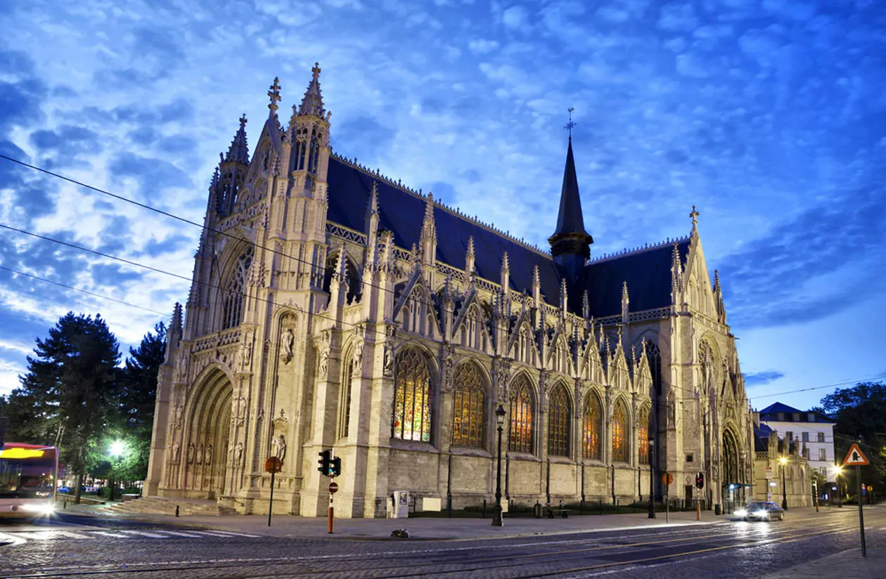 The cathedral of Bruxelles. Photo: Copyright © Sisterscom.com / Shutterstock