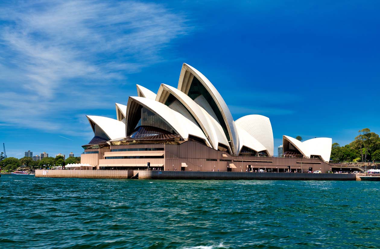 Opera House, Sydney Copyright © Sisterscom.com / Depositphotos