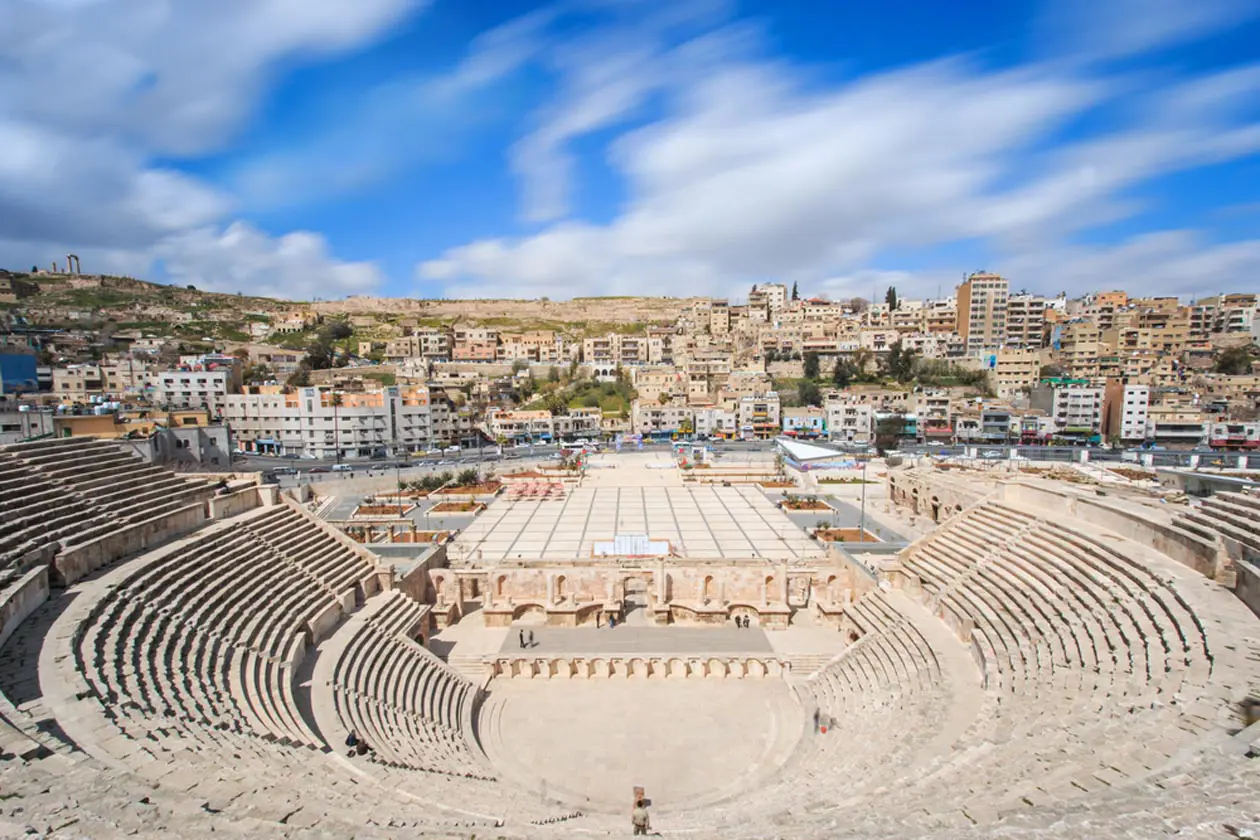 Roman Forum, Amman. Photos: Sisterscom.com, Shutterstock