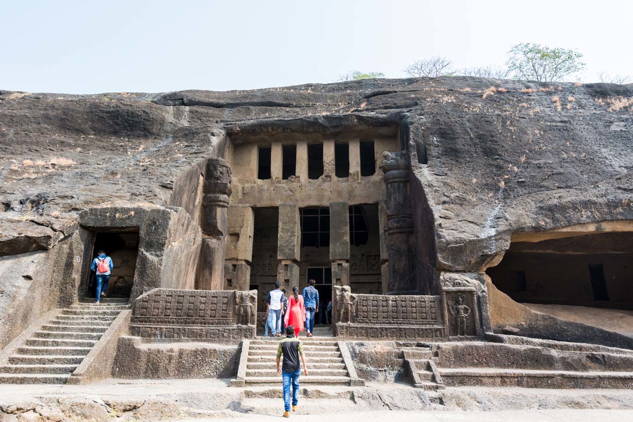 Sanjay Gandhi National Park e Kanheri Caves Copyright © Sisterscom.com / Depositphotos