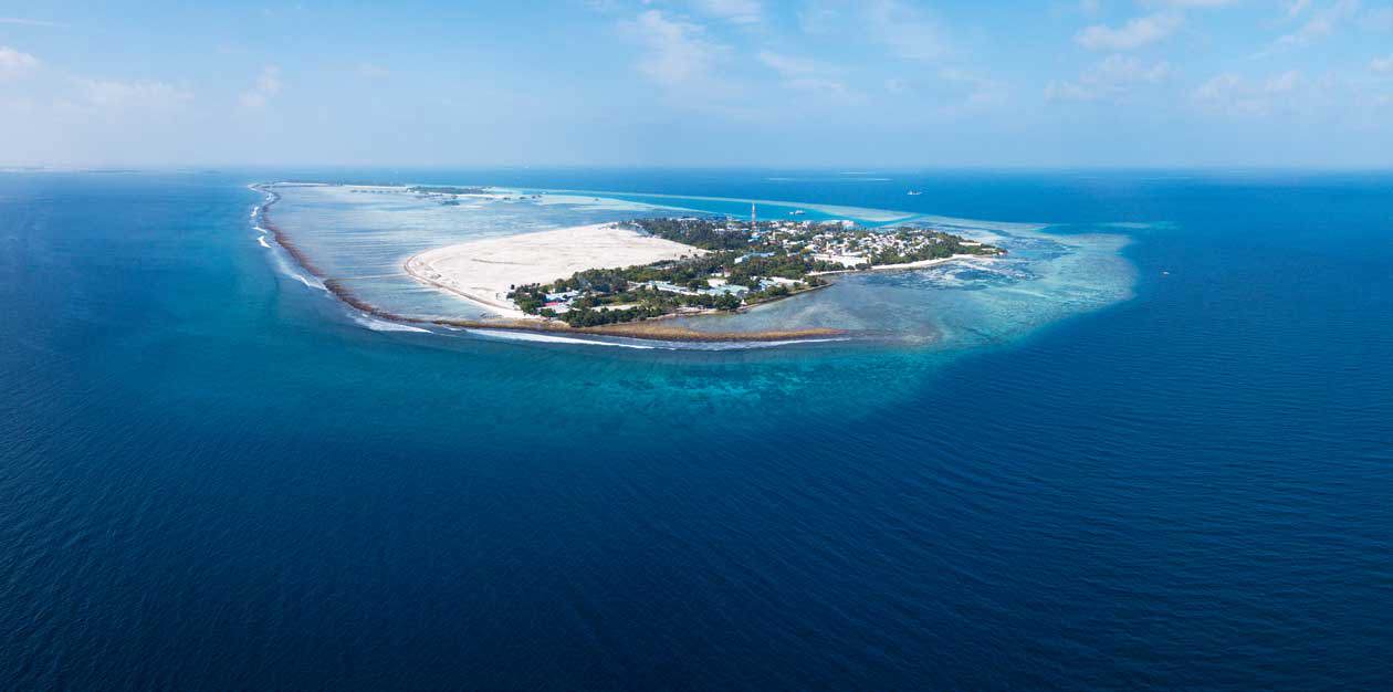 Isola di Himmafushi, Maldive Foto: Copyright © Sisterscom.com / Depositphotos