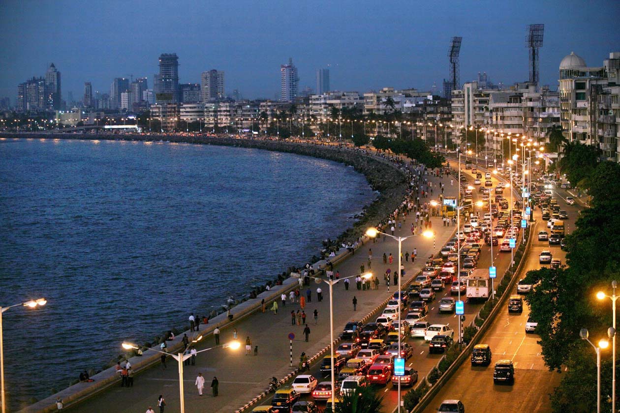 La "Collana della Regina", Marine Drive a Mumbai Copyright © Sisterscom.com / Depositphotos