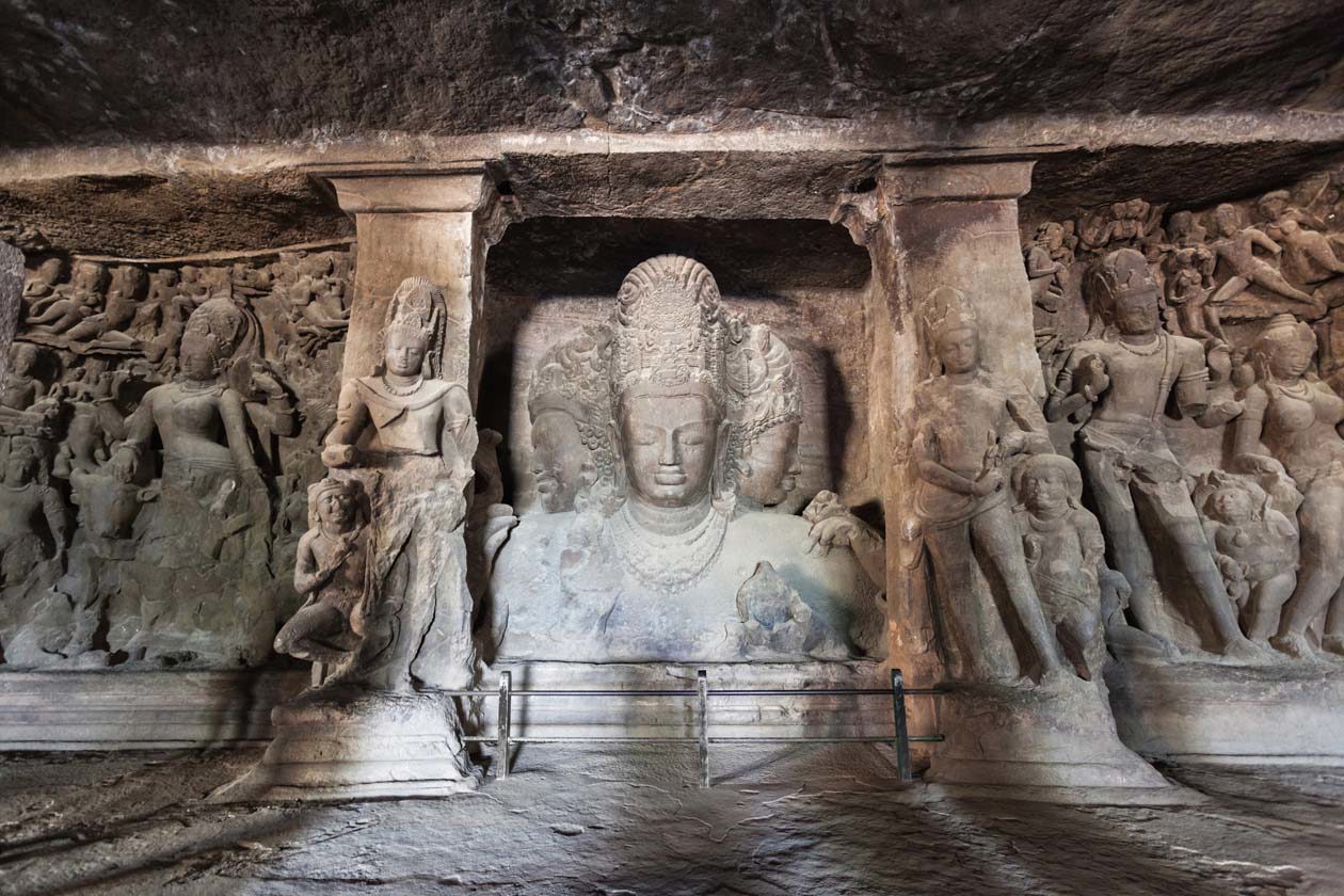 Grotte di Elephanta Copyright © Sisterscom.com / Depositphotos