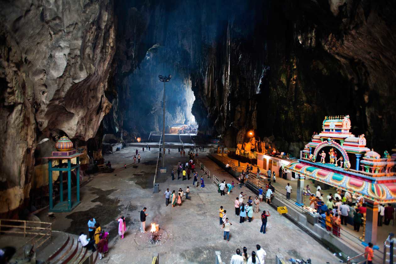 Grotte Batu di Kuala Lumpur. Foto: copyright © Sisterscom.com / Depositphotos