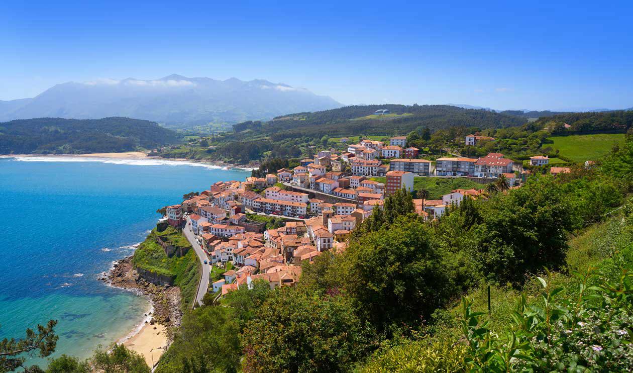 Lastres, Asturias. Photo: Copyright © Sisterscom.com / Depositphotos