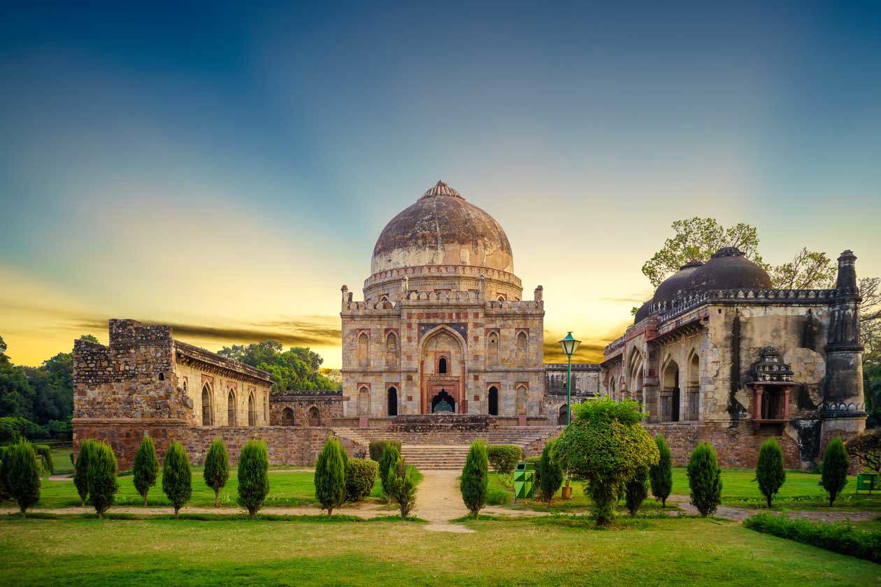 Lodhi Gardens, Delhi. Copyright © Sisterscom.com / Depositphotos