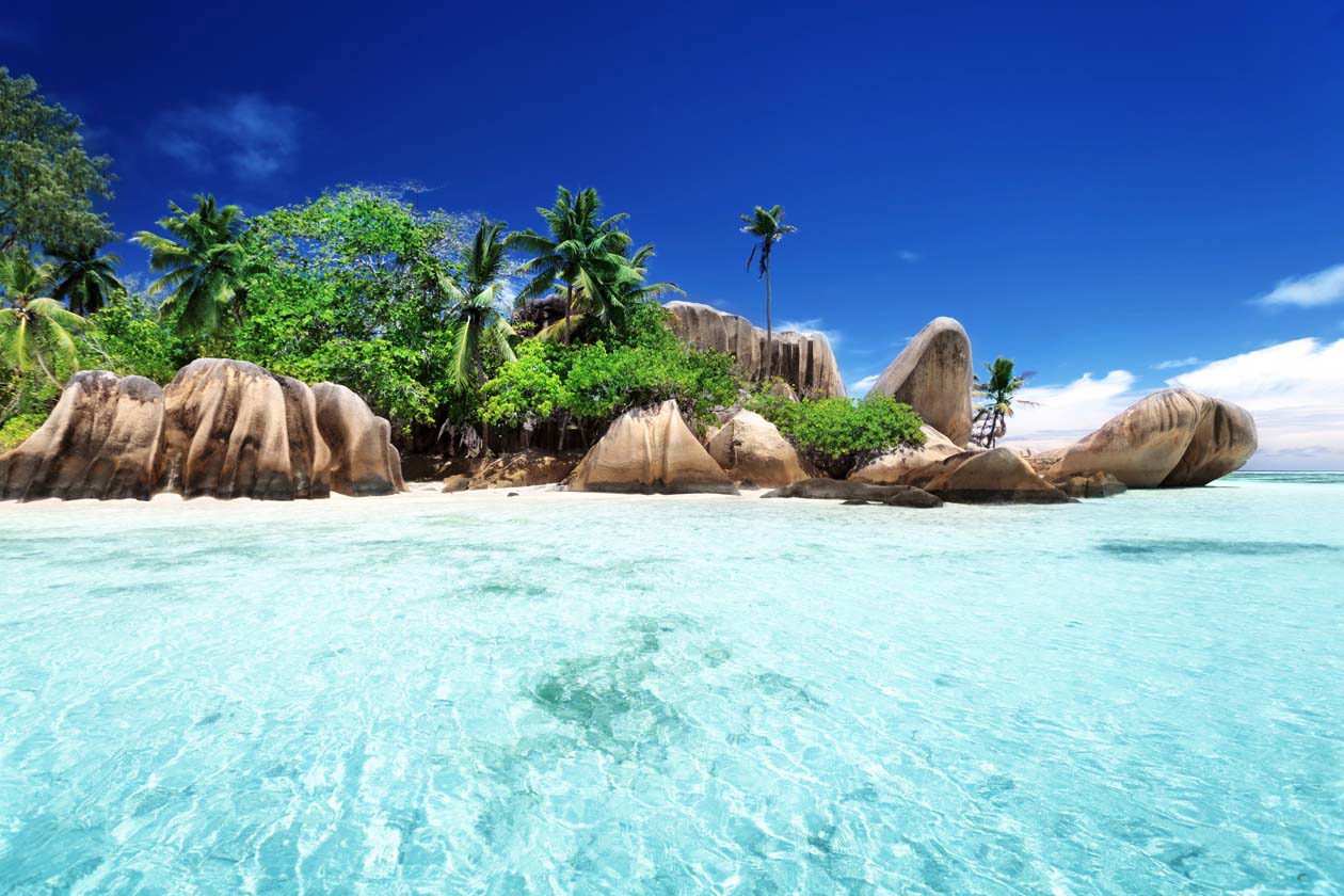 La Digue Island, Seychelles Copyright © Sisterscom.com / Depositphotos