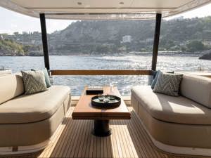 Azimut at Genoa Boat Show with two italian premieres