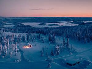 Winter experiences in Swedish Lapland