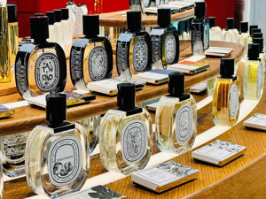 Avolta apre l'elegante boutique Diptyque all'aeroporto di Shanghai Hongqiao