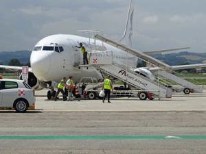 Decollati i voli dall’Aeroporto di Forlì per Cagliari, Lampedusa e Olbia