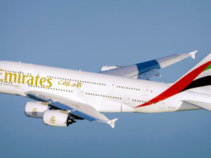 Emirates lancia la Premium Economy sui voli per Osaka