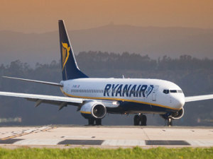 Ryanair festeggia 25 anni a Genova