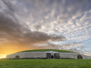 Ireland, land of the winter solstice: a journey through history, spirituality and nature