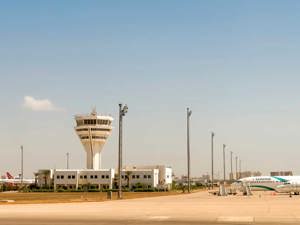 Quattro aeroporti di TAV compensano le emissioni di carbonio