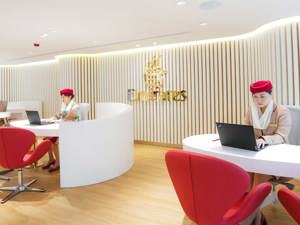 Emirates inaugura il Travel Store a Hong Kong