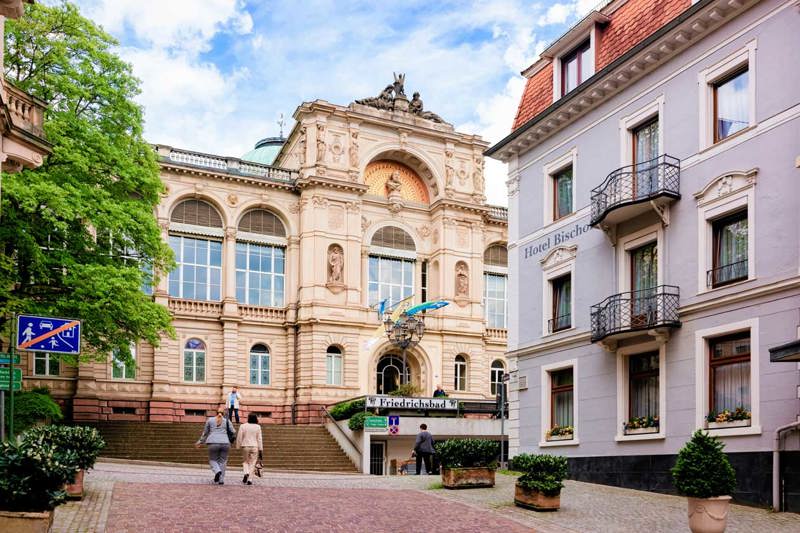 Terme Friedrichsbad a Baden-Baden Copyright © Sisterscom.com / Depositphotos