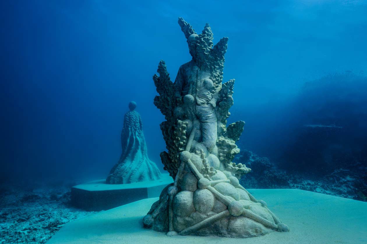 Jason deCaires Taylor - sculture © Tourism and Events Queensland / MOUA