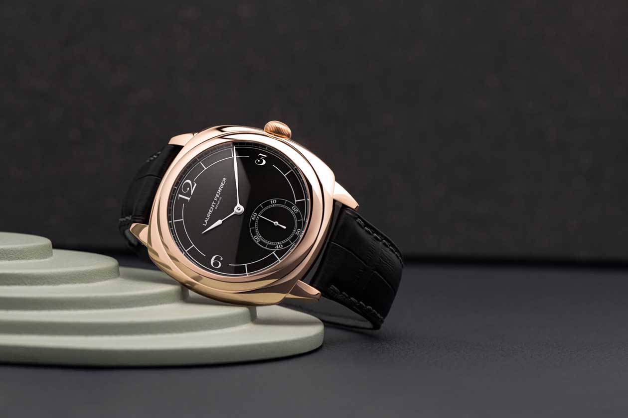 Orologio micro-rotor retro di Laurent Ferrier