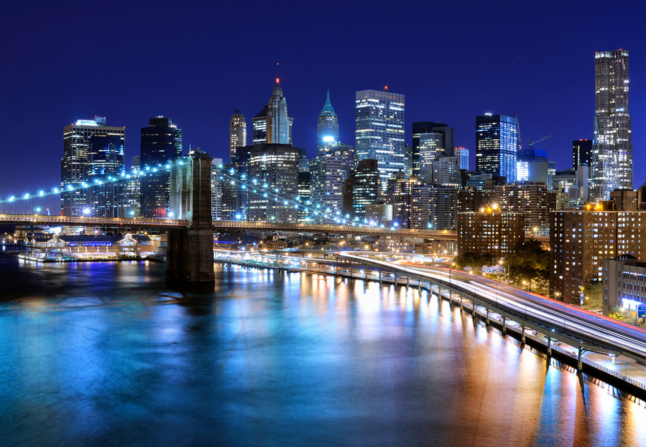 New York. Copyright © Sisterscom.com / Shutterstock