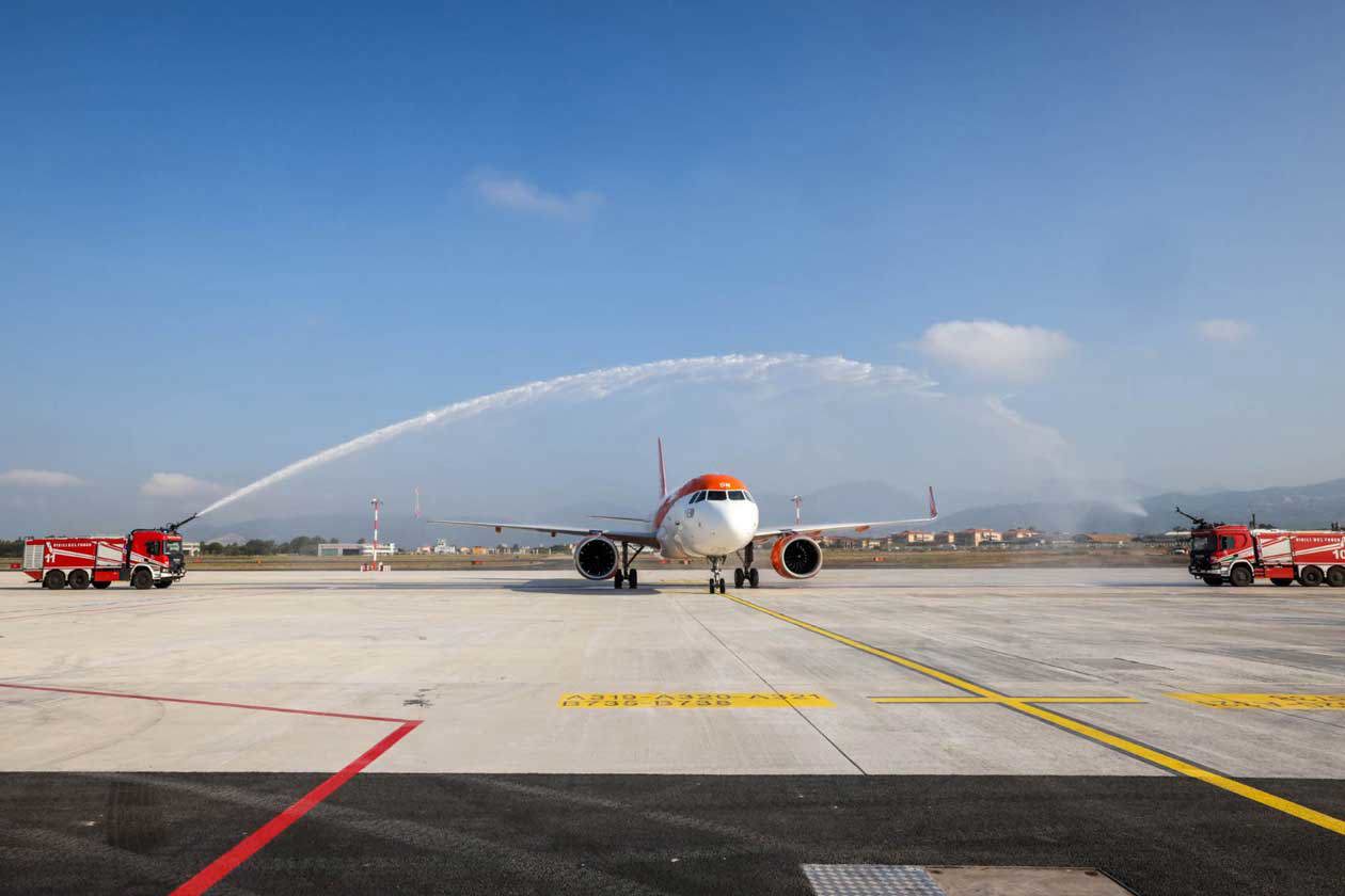 Inaugurazione primo volo Milano Malpensa - Salerno con Easyjet Copyright © Ufficio Stampa Easyjet