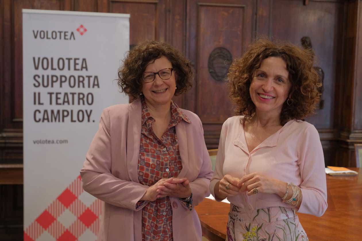 Volotea al Teatro Camploy di Verona (a destra Valeria Rebasti, International Market Director di Volotea) Copyright © Ufficio Stampa Volotea