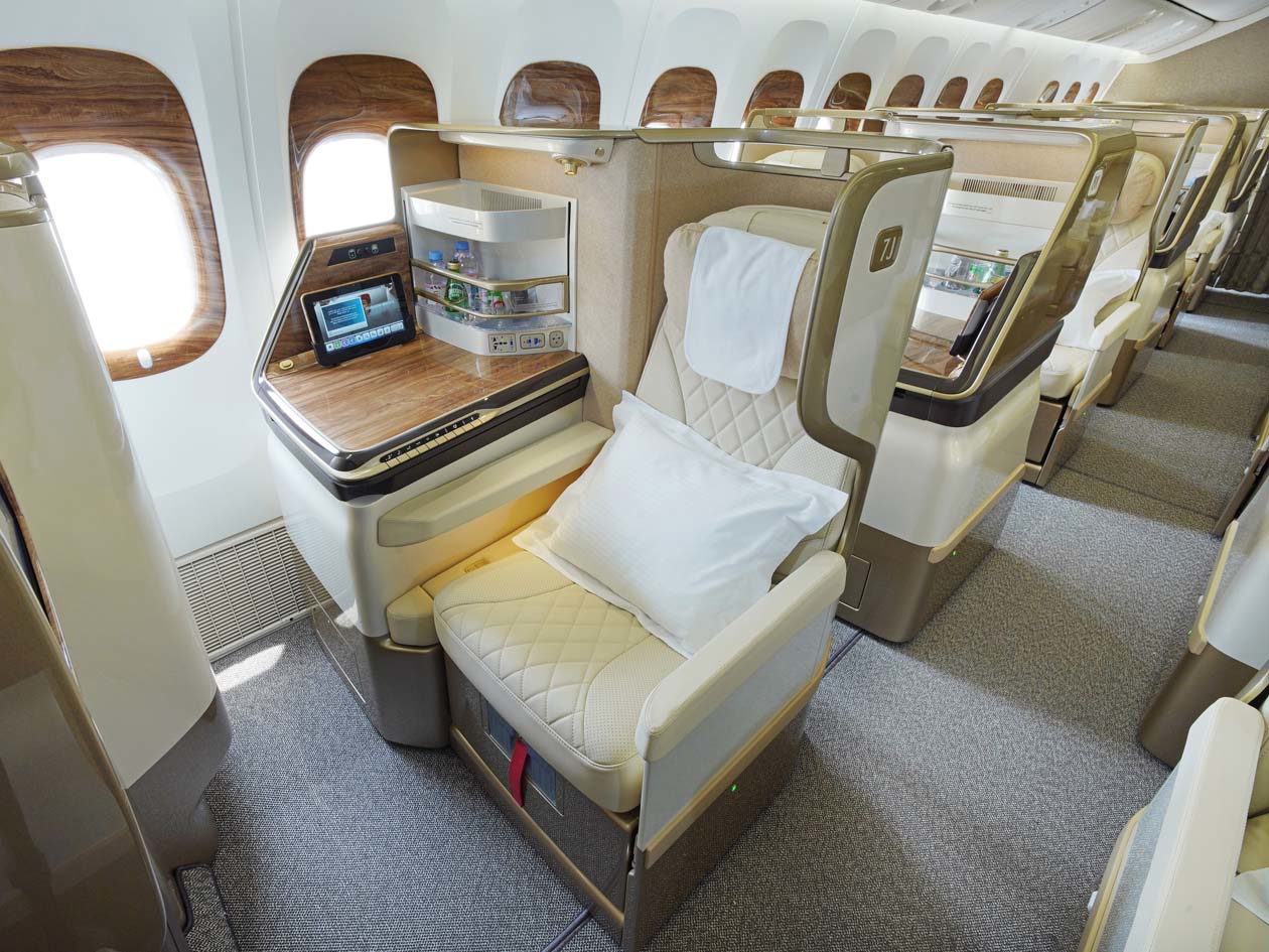 Boeing 777 - business class - side Copyright © Emirates Airlines / The Emirates Group