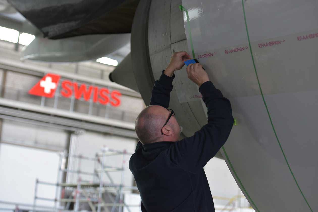 Boeing 777 di Swiss con pellicola “sharkskin” per meno emissioni di CO2. Copyright © Swiss Media Relations