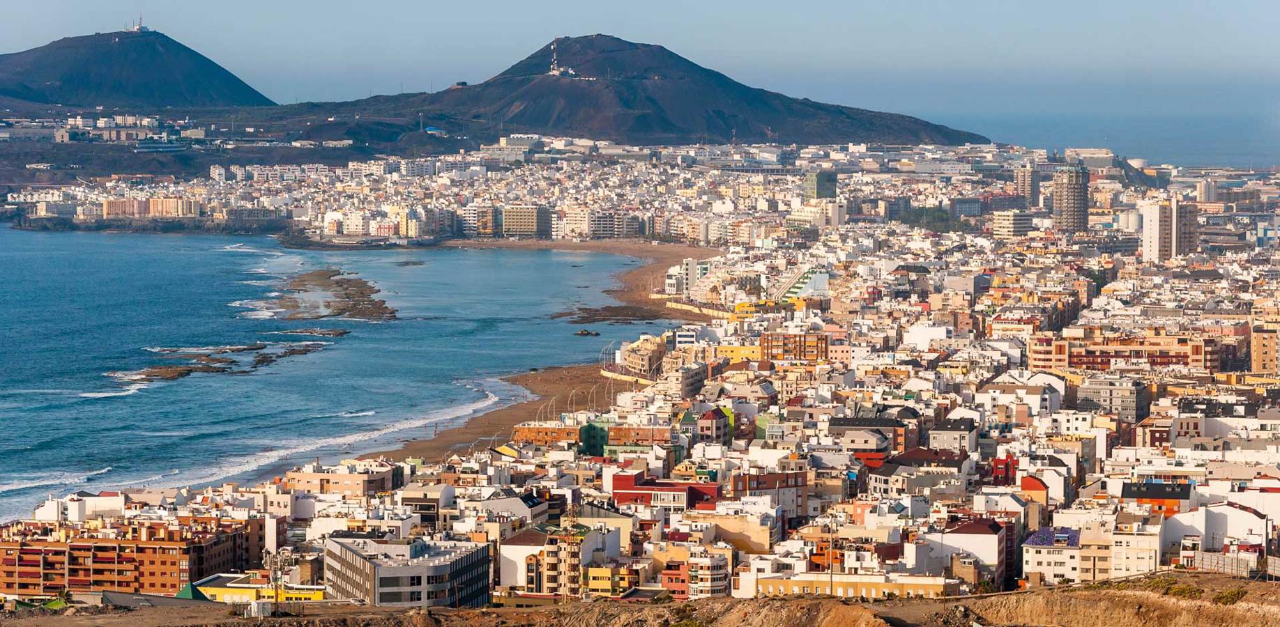 Gran Canaria. Vista panoramica di Las Palmas. Copyright © Sisterscom.com / Shutterstock