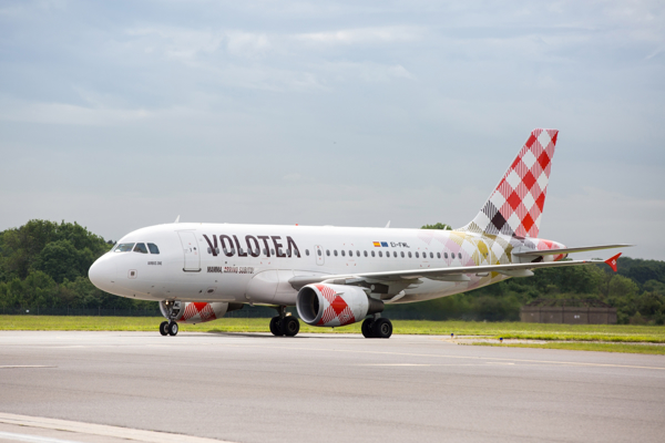 Volotea annuncia 2 nuove rotte da Torino per Lamezia Terme e Mykonos