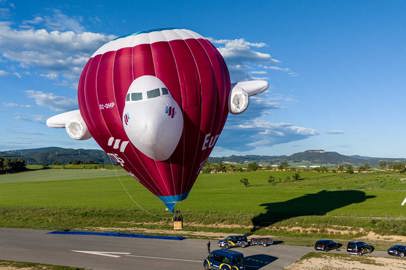 La mongolfiera Eurowings decolla dall'isola di Maiorca