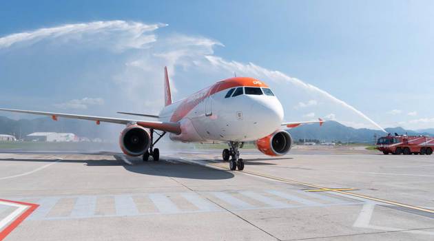 Primo volo easyJet all'Aeroporto di Milano Bergamo