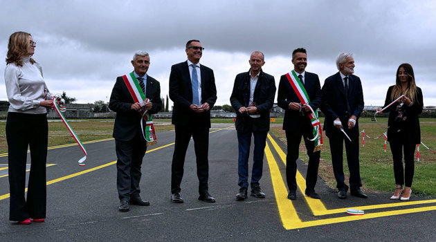 Nuova pista di volo inaugurata all'Aero Club di Bergamo