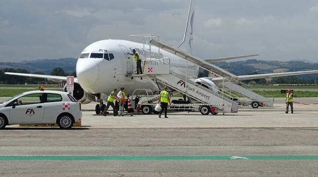 Decollati i voli dall’Aeroporto di Forlì per Cagliari, Lampedusa e Olbia