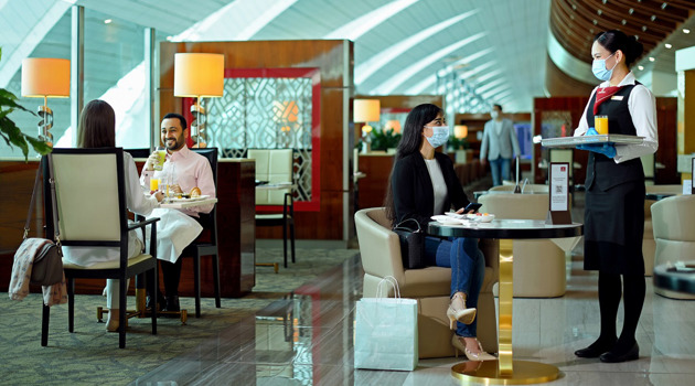  Emirates riapre oltre 20 lounge aeroportuali